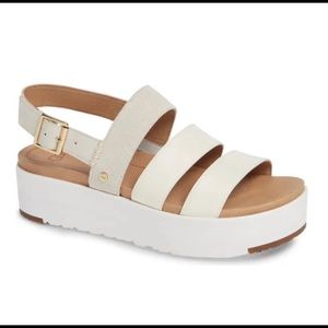 Ugg Braelynn Flatform Sandal White Size 6 NWOT